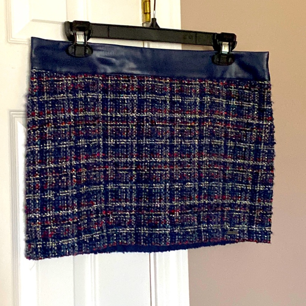 NWOT Abercrombie & Fitch skirt Size 8, W29